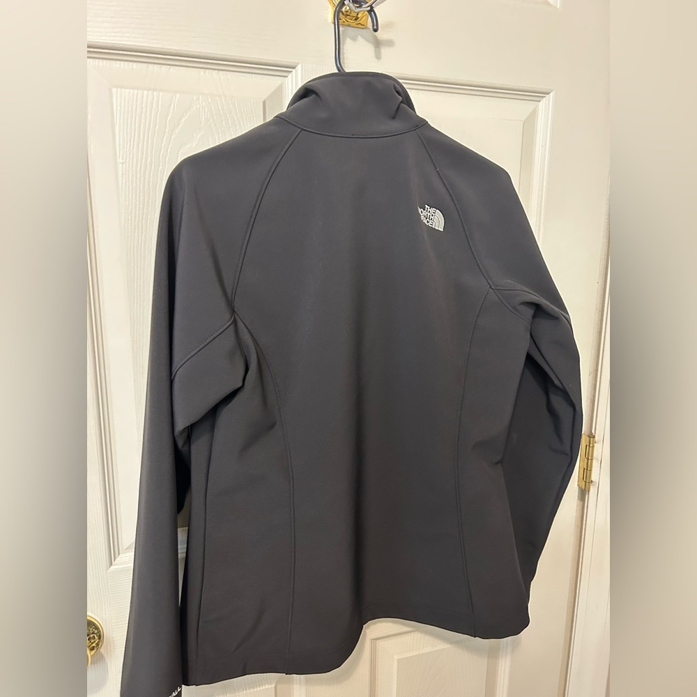 The North Face Womens Windwall Black Jacket - Picture 4 of 10